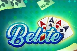 Bốn lá bài Ách với biểu tượng bích, nhép, rô và cơ, bên cạnh chữ Belote nổi bật trên nền xanh lục