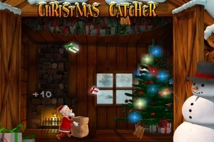 Ông già Noel cầm túi đựng quà đứng bên lò sưởi trong một ngôi nhà gỗ, bên cạnh cây thông Noel được trang trí và người tuyết
