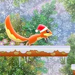 Một con sóc đỏ đội mũ ông già Noel đang nhảy sang một phiến băng hướng về phía một quả hạt dẻ giữa khung cảnh rừng có tuyết rơi