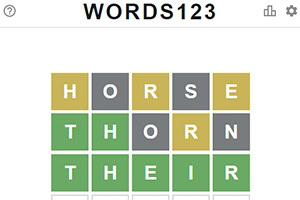 Các từ HORSE, THORN, và THEIR được sắp xếp trên lưới 5x3 với ô màu vàng, xám, và xanh lá
